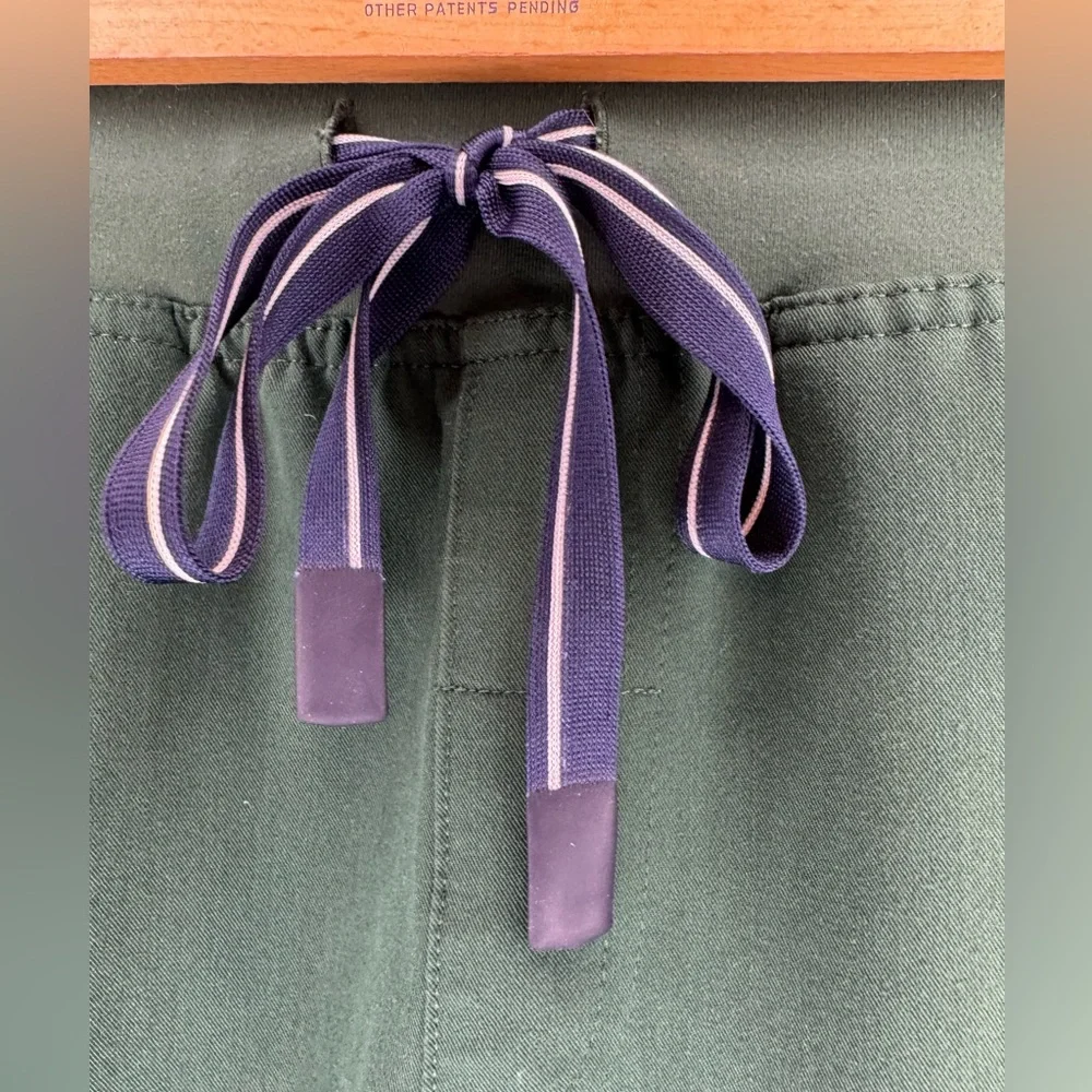 Figs Kade Cargo British Racing Green Small - Picture 5 of 8